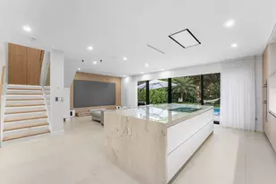 312 NE 210th Way, Miami, FL 33179 - Photo 12