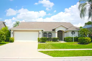 12744 Meadowbreeze Dr, Wellington, FL 33414 - Photo 2
