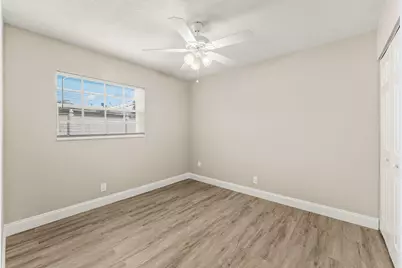 2691 Rockcrest Court, West Palm Beach, FL 33415 - Photo 14