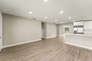 2691 Rockcrest Ct, West Palm Beach, FL 33415 - Photo 4