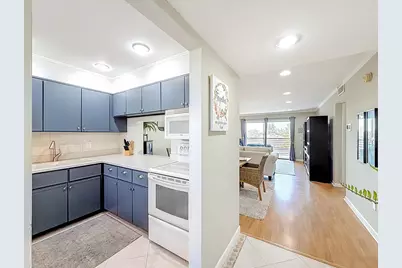 150 Lake Nancy Lane #419, West Palm Beach, FL 33411 - Photo 6