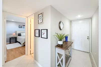 150 Lake Nancy Lane #419, West Palm Beach, FL 33411 - Photo 4