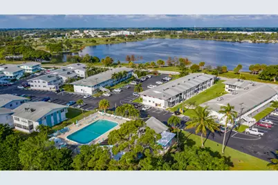 2004 Lake Osborne Drive #4, Lake Worth Beach, FL 33461 - Photo 16