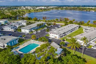 2004 Lake Osborne Dr, Lake Worth Beach, FL 33461 - Photo 16