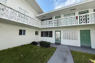 2004 Lake Osborne Dr, Lake Worth Beach, FL 33461 - Photo 2