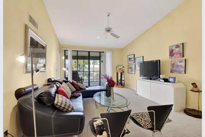 7509 Glendevon Lane #1006, Delray Beach, FL 33446 - Photo 4