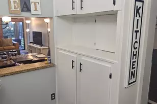 9235 SW 8th St, Boca Raton, FL 33428 - Photo 14