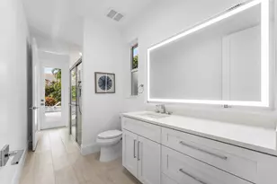 132 Pembroke Dr, Palm Beach Gardens, FL 33418 - Photo 36