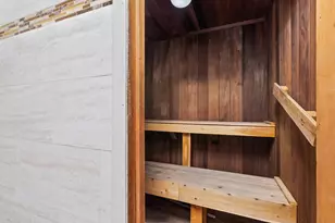 250 NE 20th St, Boca Raton, FL 33431 - Photo 38