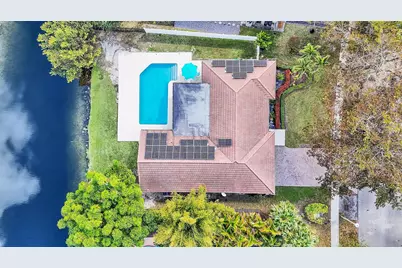 1380 NW 93rd Terrace, Plantation, FL 33322 - Photo 2