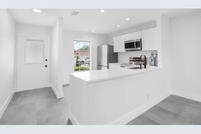 737 Nantucket Circle #B, Lake Worth, FL 33467 - Photo 8