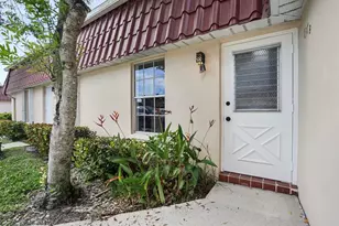 737 Nantucket Cir, Lake Worth Beach, FL 33467 - Photo 22