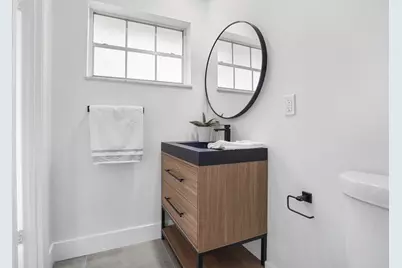 737 Nantucket Circle #B, Lake Worth, FL 33467 - Photo 16