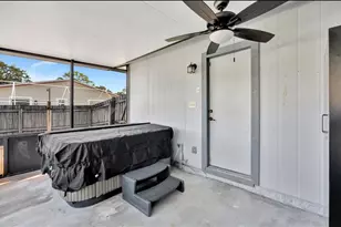 2099 SE Madison St, Stuart, FL 34996 - Photo 14