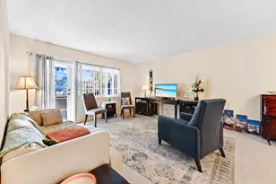 1951 NE 2nd Ave, Wilton Manors, FL 33305 - Photo 4