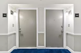 1951 NE 2nd Ave, Wilton Manors, FL 33305 - Photo 18