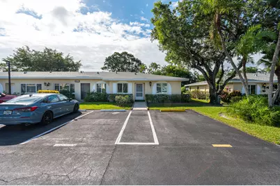 13984 Via Flora #D, Delray Beach, FL 33484 - Photo 2