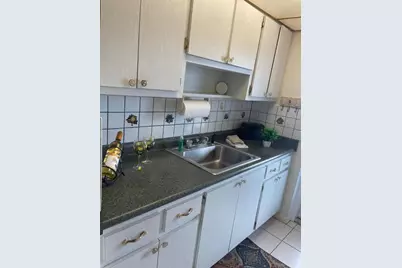 1117 Lake Terrace #F-210, Boynton Beach, FL 33426 - Photo 4