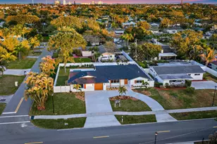 1607 Seabrook Rd, Jupiter, FL 33469 - Photo 36