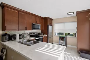 3325 SW Sunset Trace Cir, Palm City, FL 34990 - Photo 2