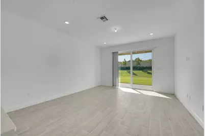 6429 Seabright Terrace, Fort Pierce, FL 34946 - Photo 2