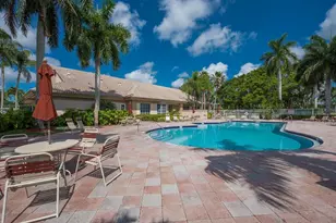 1975 Oak Berry Cir, Wellington, FL 33414 - Photo 36