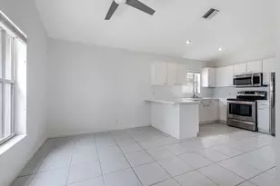 1975 Oak Berry Cir, Wellington, FL 33414 - Photo 8