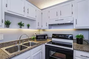 66 Woodland Dr, Vero Beach, FL 32962 - Photo 8