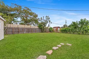 5737 Honeysuckle Dr, West Palm Beach, FL 33415 - Photo 6