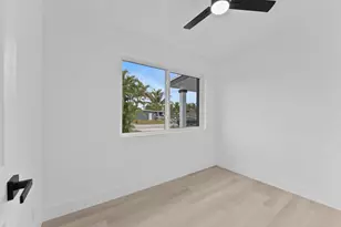 5737 Honeysuckle Dr, West Palm Beach, FL 33415 - Photo 18