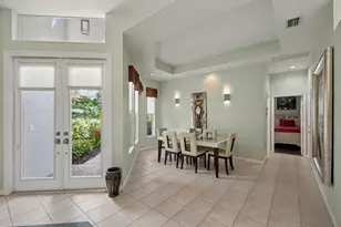 320 Sunset Bay Ln, Palm Beach Gardens, FL 33418 - Photo 4