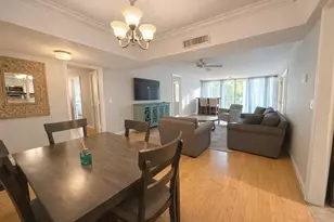 501 SW 11th Pl, Boca Raton, FL 33432 - Photo 1