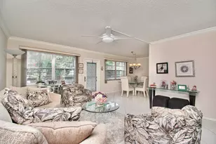 220 Richmond C, Deerfield Beach, FL 33442 - Photo 8