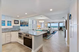 900 Ocean Dr, North Palm Beach, FL 33408 - Photo 2