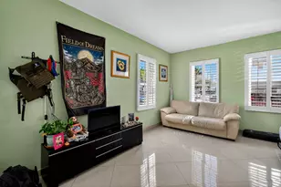 802 Euclid Ave, Miami Beach, FL 33139 - Photo 20