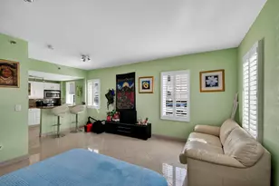 802 Euclid Ave, Miami Beach, FL 33139 - Photo 14