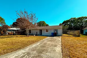 1355 23rd Pl SW, Vero Beach, FL 32962 - Photo 4