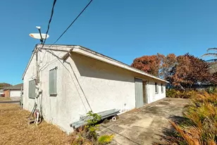 1355 23rd Pl SW, Vero Beach, FL 32962 - Photo 30