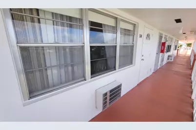 114 Chatham E, West Palm Beach, FL 33417 - Photo 34