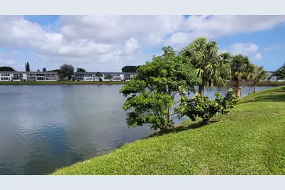 114 Chatham E, West Palm Beach, FL 33417 - Photo 44