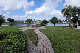 114 Chatham E, West Palm Beach, FL 33417 - Photo 40