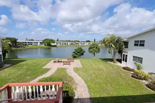 114 Chatham E, West Palm Beach, FL 33417 - Photo 38