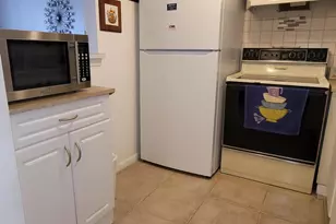 114 Chatham E, West Palm Beach, FL 33417 - Photo 8