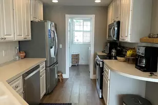 245 Fortuna Dr, Palm Beach Gardens, FL 33410 - Photo 2