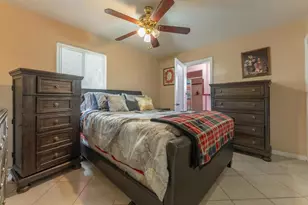 137 W 34th St, Riviera Beach, FL 33404 - Photo 10