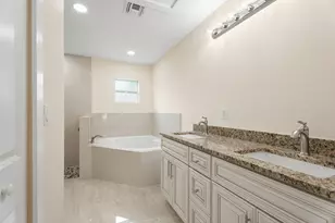 4947 NW Flintstone Ave, Port Saint Lucie, FL 34983 - Photo 14