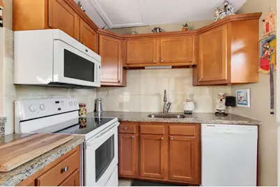 33 Fanshaw A #A, Boca Raton, FL 33434 - Photo 24