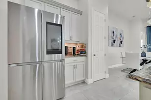 11555 SW Apple Blossom Trail, Port Saint Lucie, FL 34987 - Photo 10