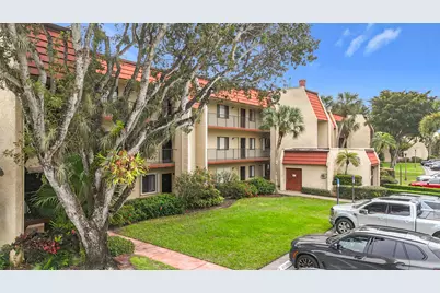 4545 Luxemburg Court #103, Lake Worth, FL 33467 - Photo 4