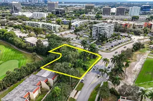 1617 Embassy Dr, West Palm Beach, FL 33401 - Photo 1